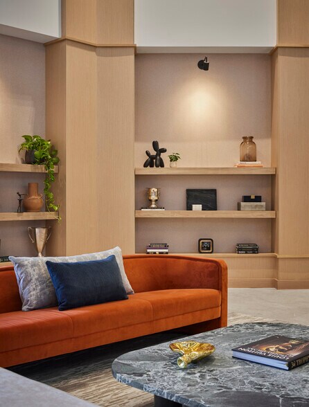 More Photos Of 2425 E Camelback Rd, Phoenix Office For Sale