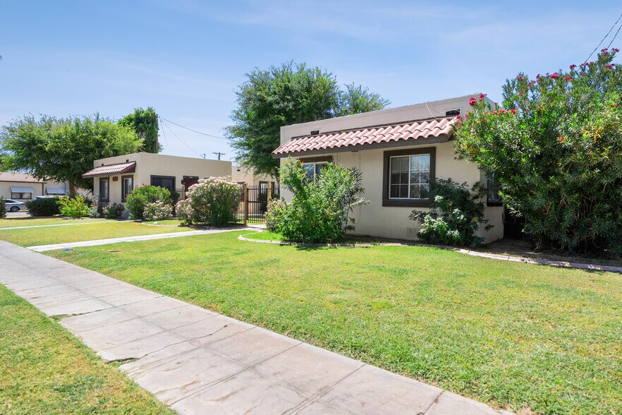 More Photos Of 476 H St, Brawley Apartments For Sale