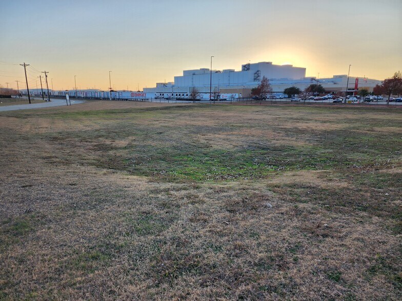 Primary Photo Of TBD Dakota Ln, Denton Land For Sale
