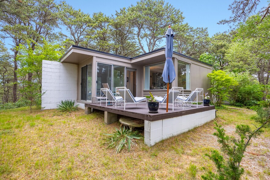 More Photos Of 25 Way 055., Wellfleet Apartments For Sale