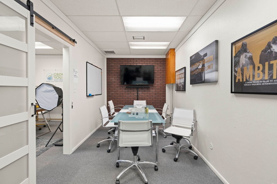 More Photos Of 3949 Evans Ave, Fort Myers Medical For Sale