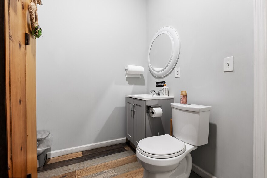 More Photos Of 538 Burlington Ave, Delanco Freestanding For Sale