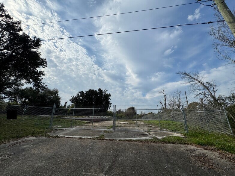 More Photos Of 3014 1st Ct E ct, Panama City Land For Lease