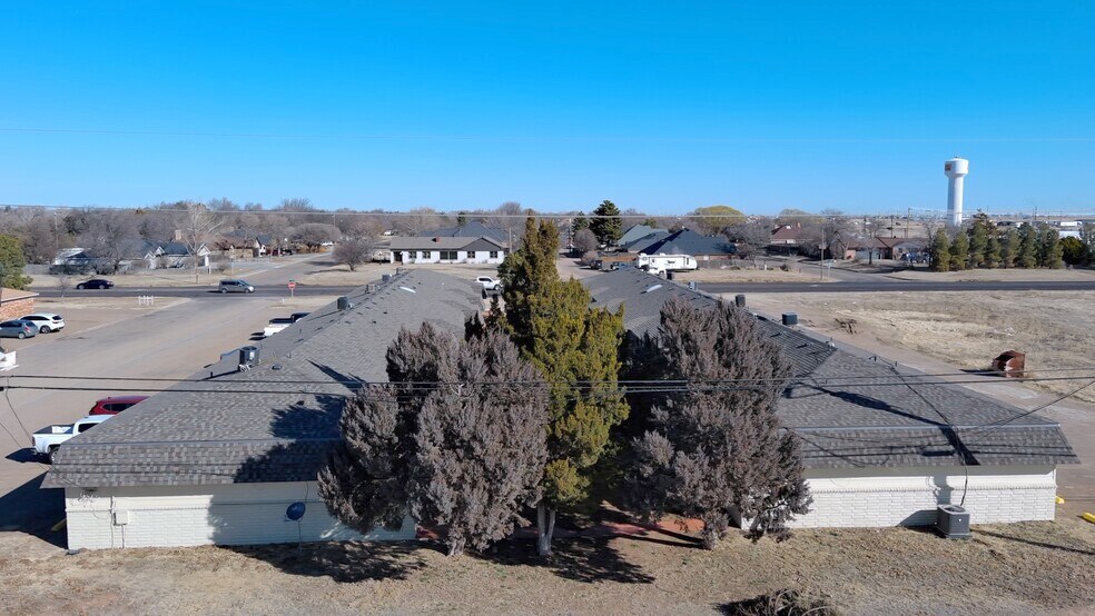 More Photos Of 1725 E 1st St, Dumas Multifamily For Sale