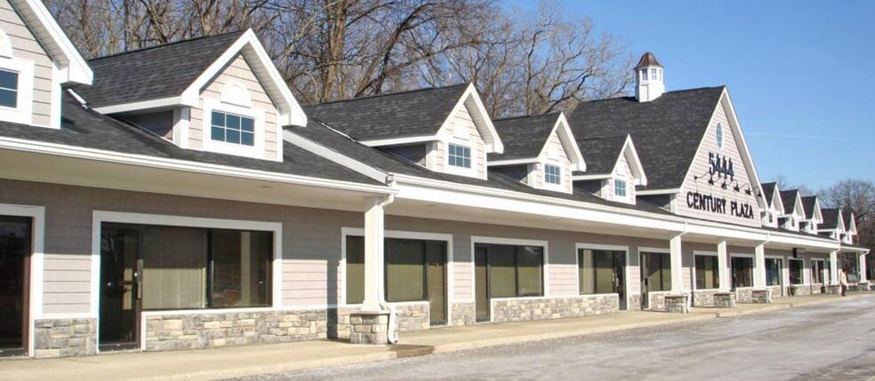 More Photos Of 5444 Airport Hwy, Toledo Freestanding For Lease