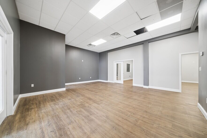 More Photos Of 4491 School Rd S, Export Freestanding For Sale