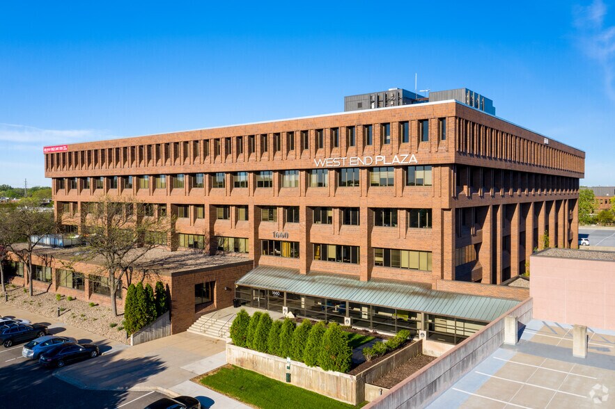 More Photos Of 1660 Highway 100 S, Saint Louis Park Office For Lease