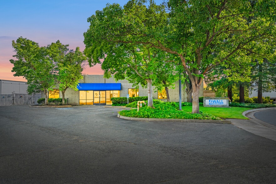 More Photos Of 4081 Seaport Blvd, West Sacramento Warehouse For Lease