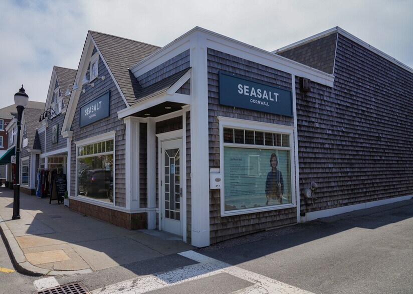 More Photos Of 199 Main St, Falmouth Storefront For Sale