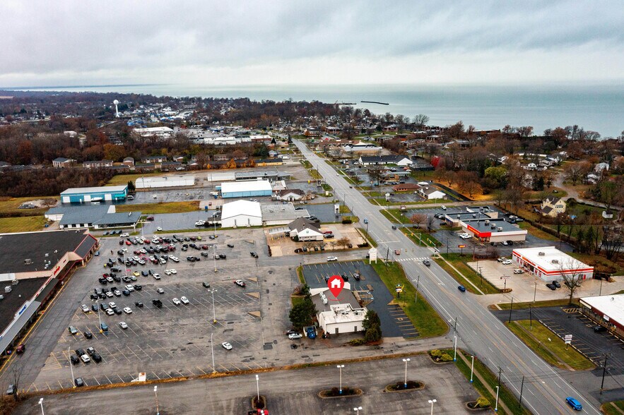 More Photos Of 4415 Liberty Ave, Vermilion General Retail For Sale