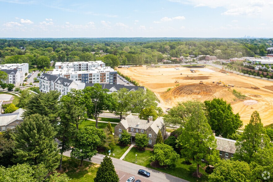 More Photos Of 3827 West Chester Pike, Newtown Square Office For Lease