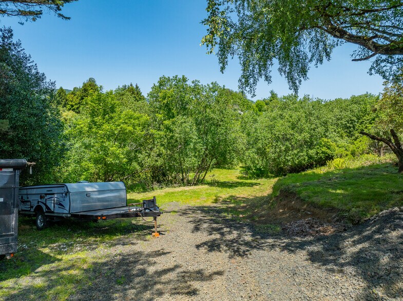 More Photos Of 203 N Birch St, Coquille Specialty For Sale