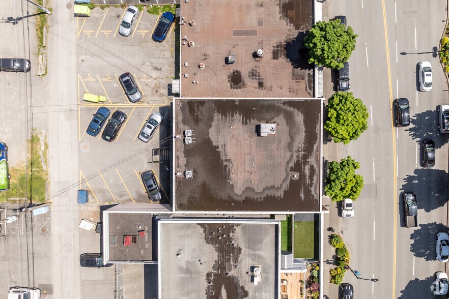 More Photos Of 22359 Lougheed Hwy, Maple Ridge Storefront Retail Office For Lease