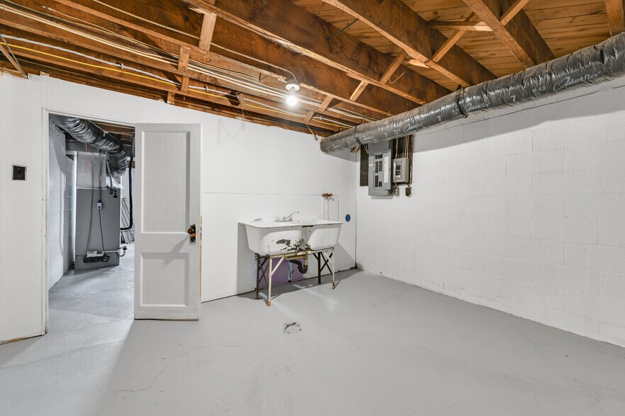 More Photos Of 140 Shartlesville Rd, Bernville Warehouse For Sale