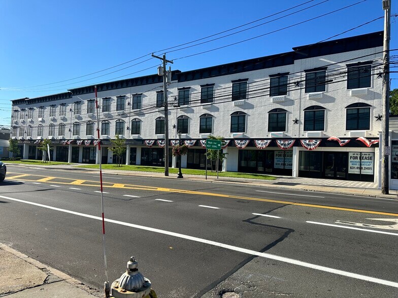 More Photos Of 102 W Main St, Smithtown Apartments For Lease