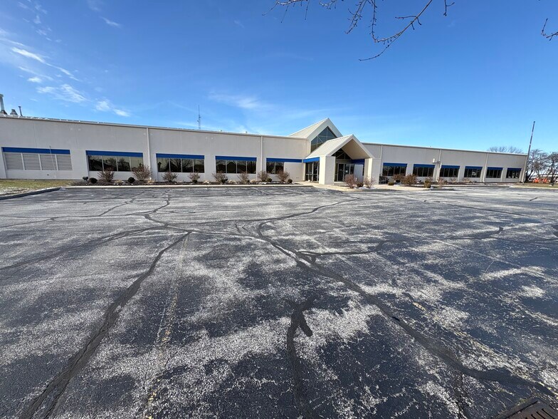 More Photos Of 1250 S Creasy Ln, Lafayette Research And Development For Lease