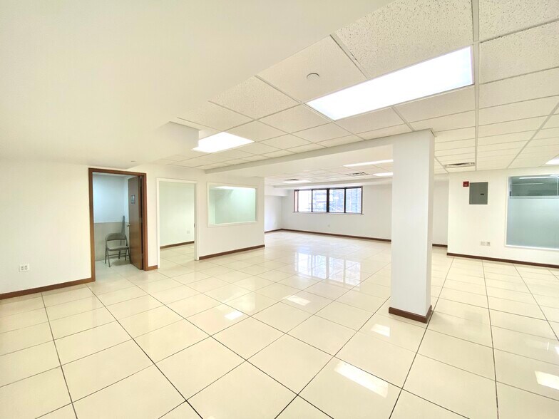 More Photos Of 3636 Prince St, Flushing Apartments For Lease