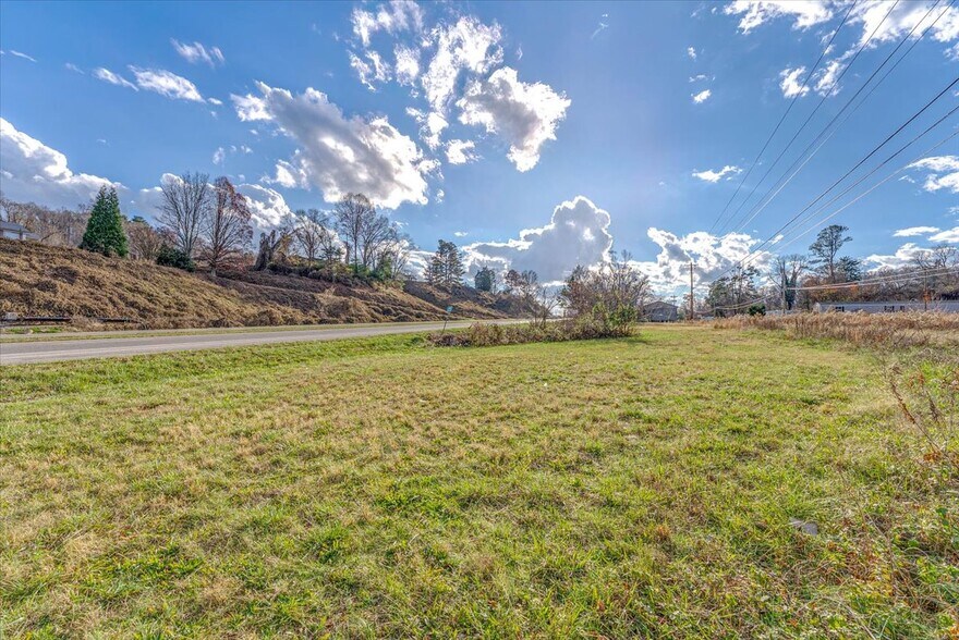 More Photos Of 2400 Roane State Hwy, Harriman Land For Sale