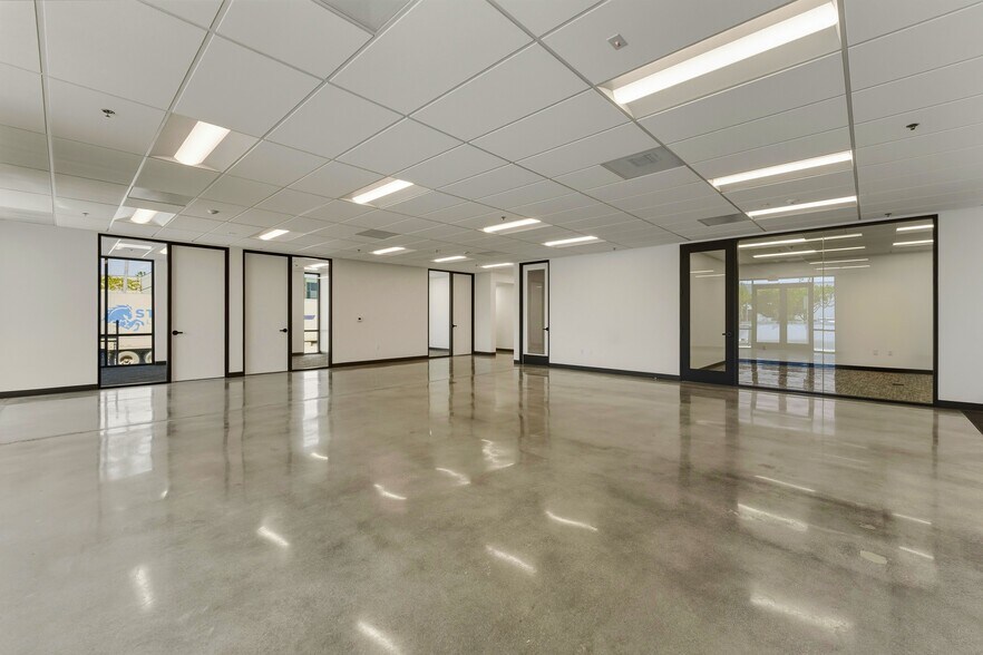 More Photos Of 2824 E 208th St, Carson Warehouse For Lease