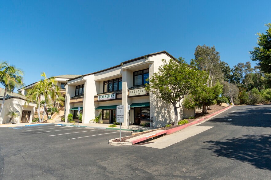 More Photos Of 285 N El Camino Real, Encinitas Unknown For Lease