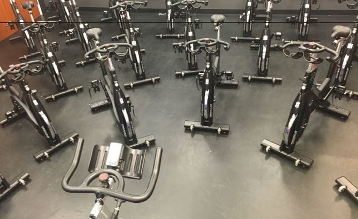 More Photos Of 3098 Falling Waters Blvd, Lindenhurst Health Club For Sale