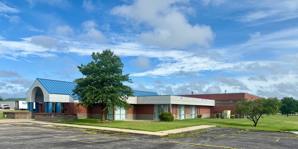 Primary Photo Of 9310 E 37th St, Wichita Flex For Sale