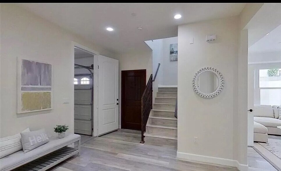 More Photos Of 7792 Liberty Dr, Huntington Beach Apartments For Sale