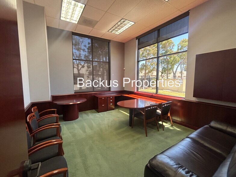 More Photos Of 1586 Moffett St, Salinas Light Distribution For Lease