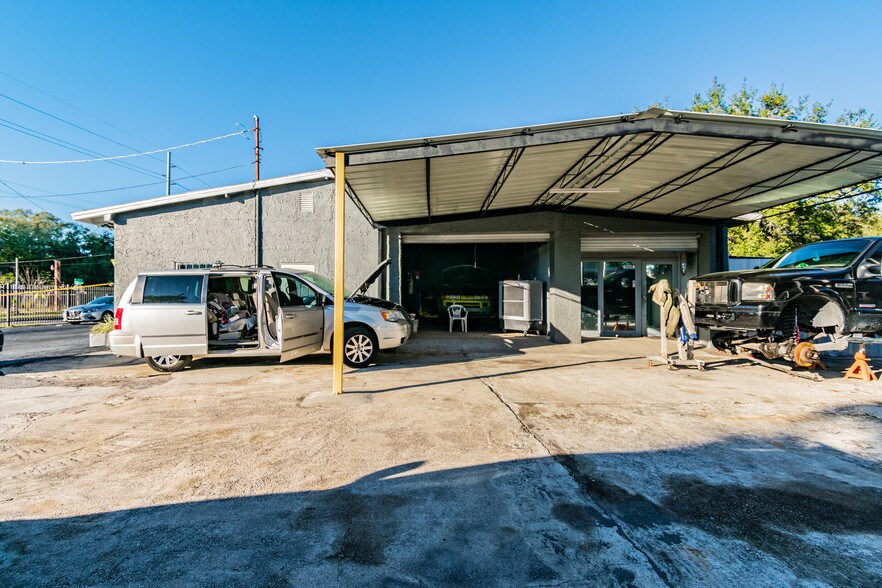 More Photos Of 4615 N 34th St, Tampa Warehouse For Sale