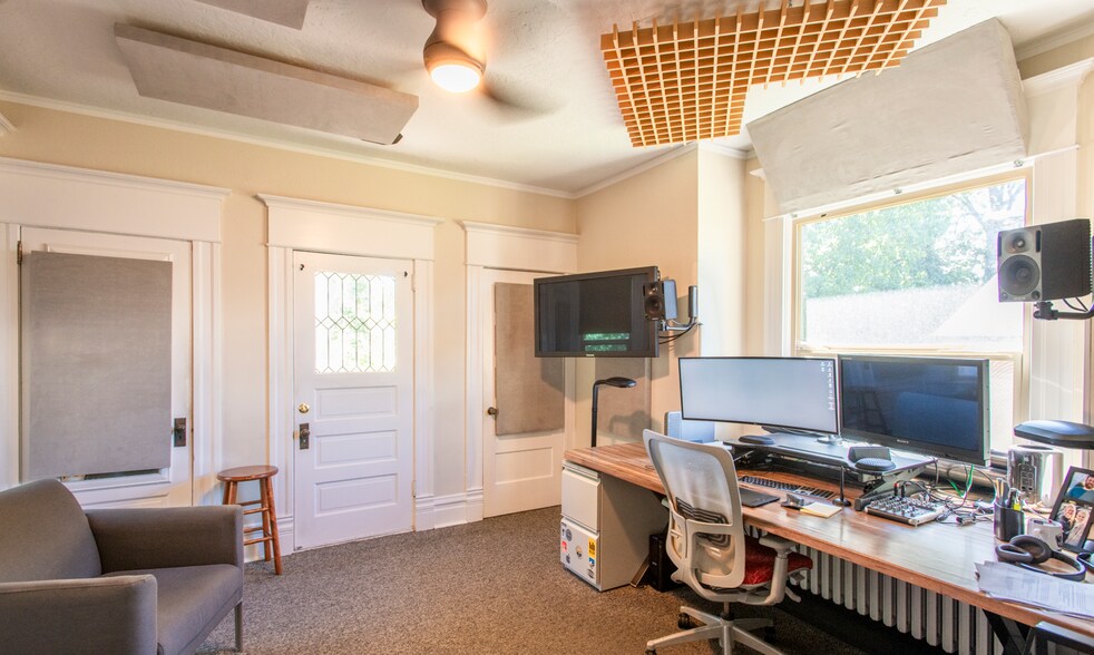 More Photos Of 710 W Franklin St, Boise Loft Creative Space For Sale