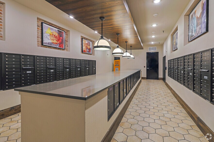 More Photos Of 4910 E 7th St, Austin Coworking Space