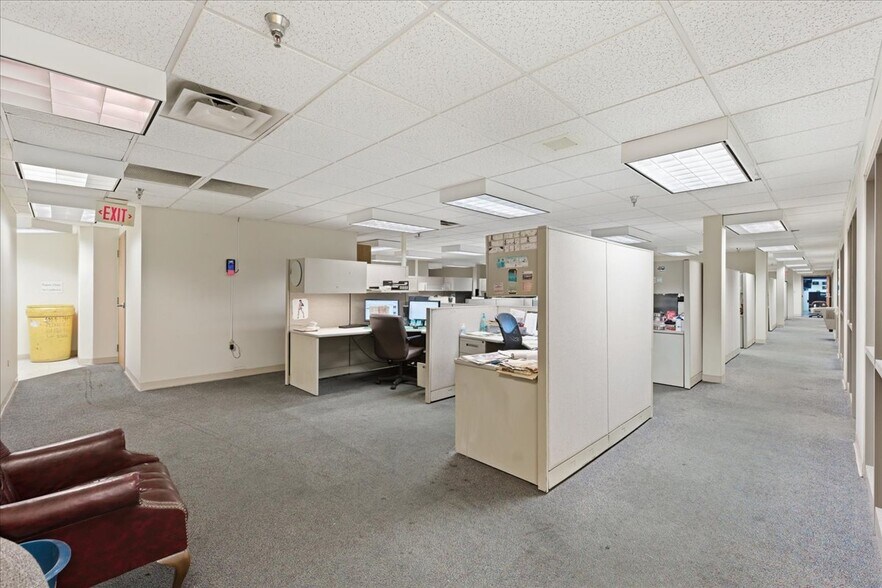 More Photos Of 1609 W 1st North St, Morristown Loft Creative Space For Sale