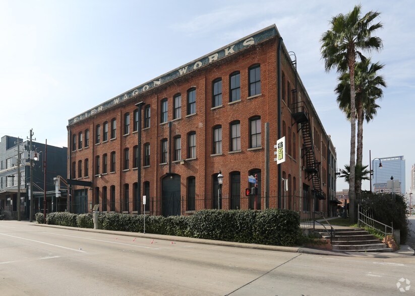 More Photos Of 101 Crawford St, Houston Office For Sale