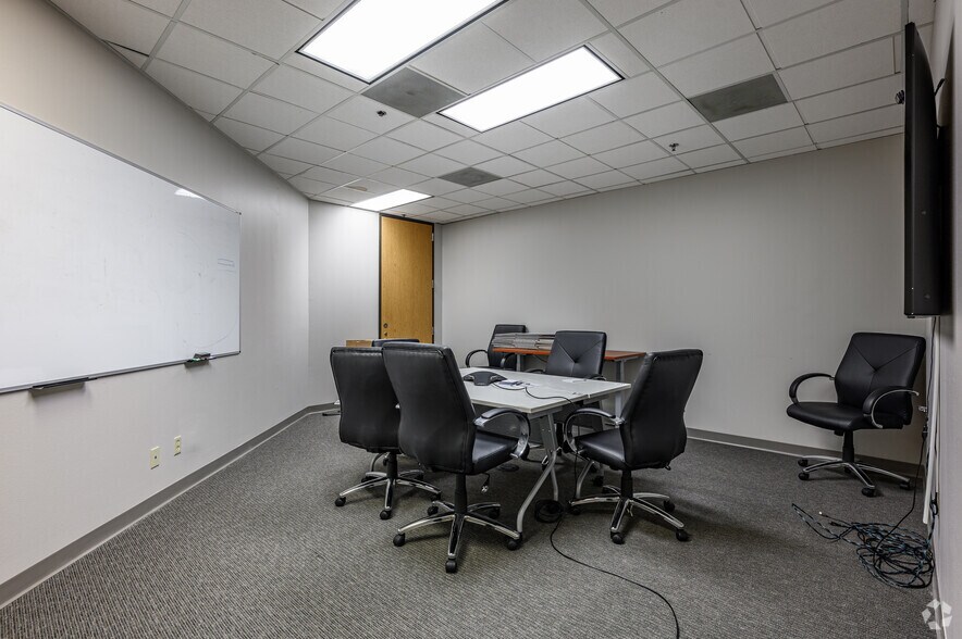 More Photos Of 9901 E Valley Ranch Pky, Irving Office For Lease