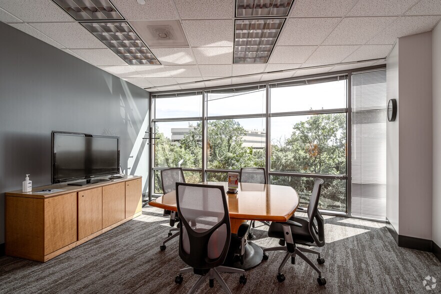 More Photos Of 7000 N Mopac Expy, Austin Coworking Space