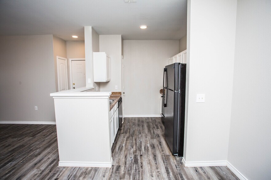 More Photos Of 2627 Oak Dr, Lubbock Apartments For Sale