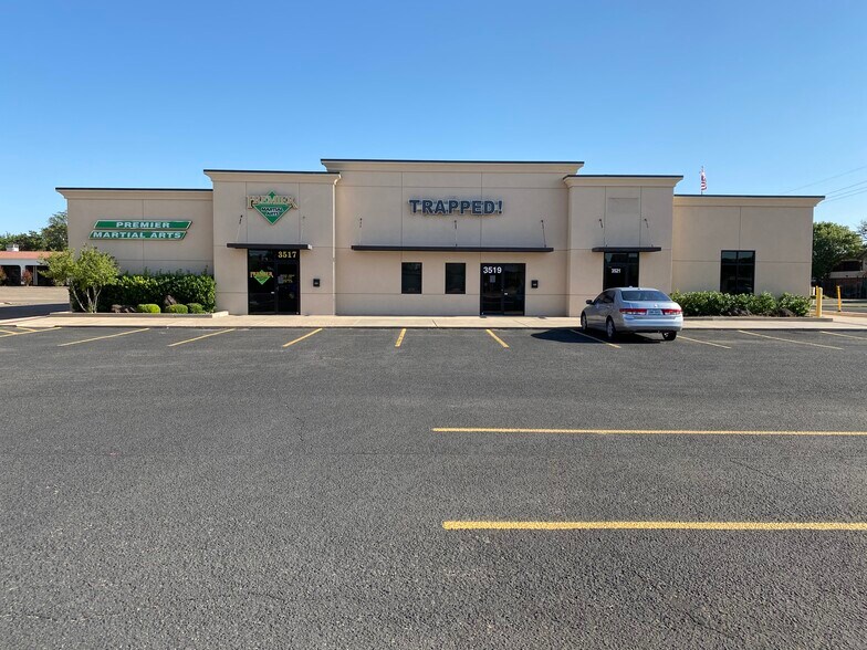 Primary Photo Of 3517 50th St, Lubbock Freestanding For Sale