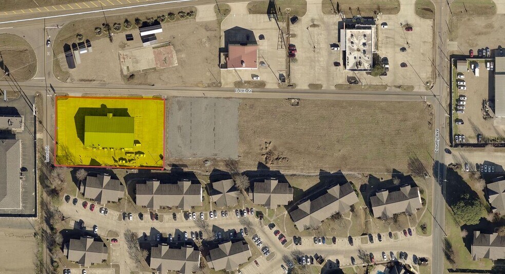 More Photos Of 310 E 49th St, Texarkana General Retail For Sale