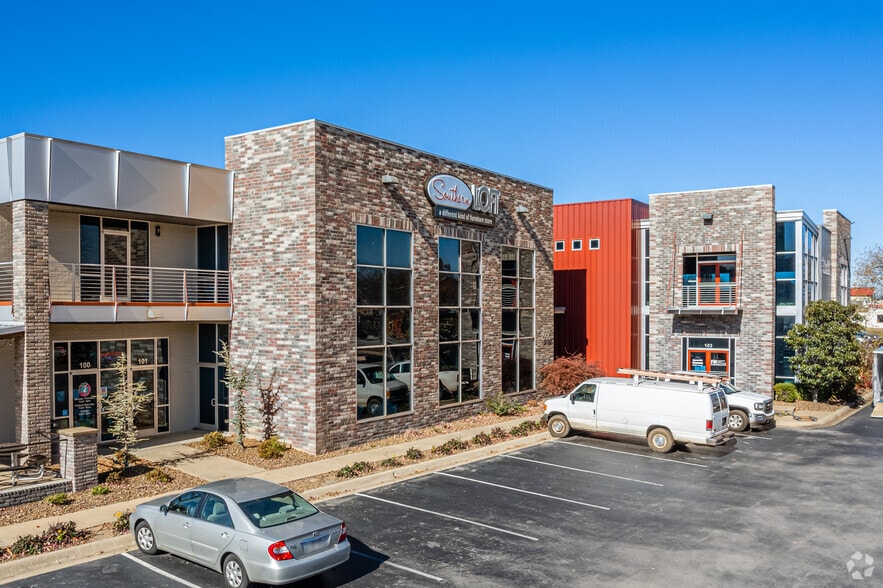 Primary Photo Of 3155 N College Ave, Fayetteville Storefront Retail Office For Lease