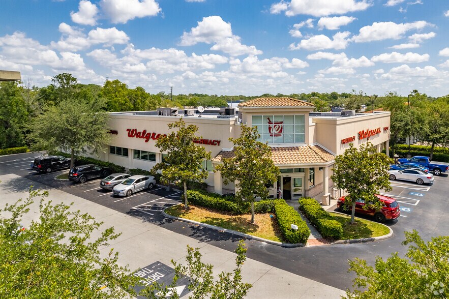 More Photos Of 7305 Spring Hill Dr, Spring Hill Drugstore For Sale