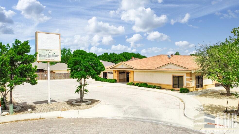 More Photos Of 3401 Greenbriar, Midland Medical For Lease