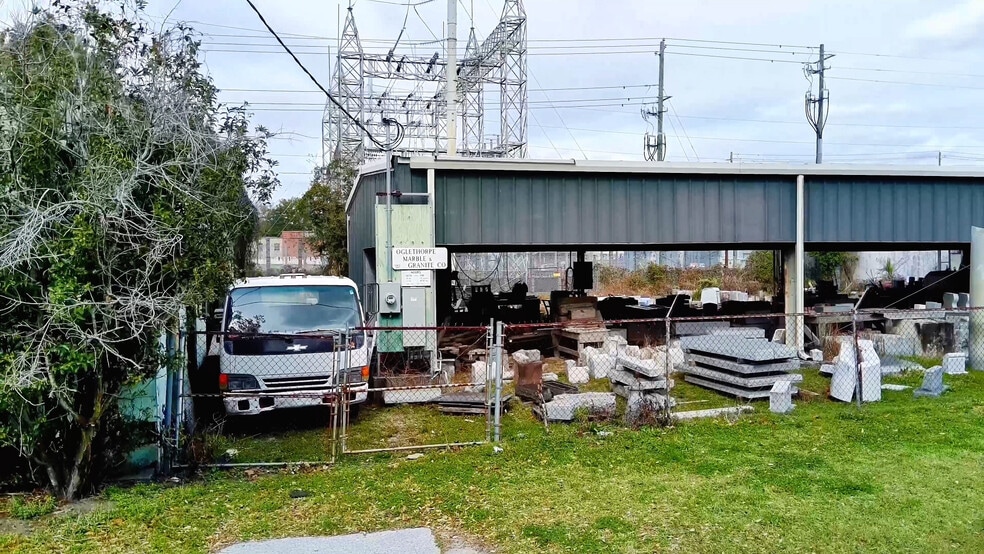 More Photos Of 918 E Broad St, Savannah Warehouse For Sale
