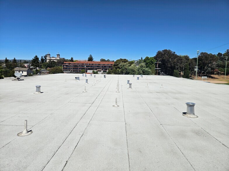 More Photos Of 1049 Armstrong St, Hayward Apartments For Sale