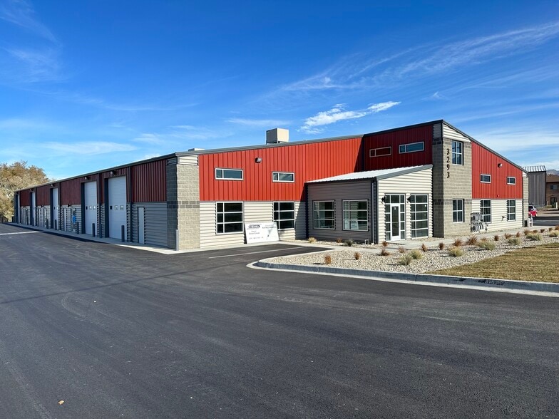 More Photos Of 3293 Midland Dr, Ogden Warehouse For Lease