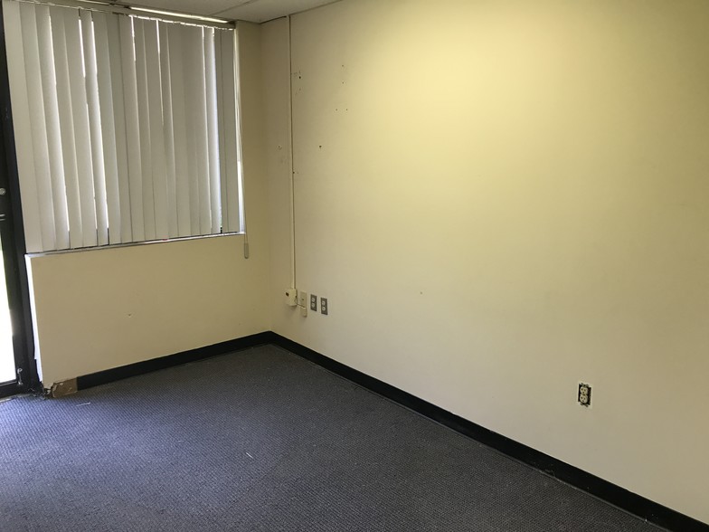 More Photos Of 850 13th Ave, Bethlehem Warehouse For Lease