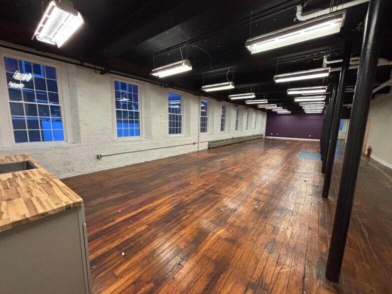 More Photos Of 2 Main St, Biddeford Unknown For Lease