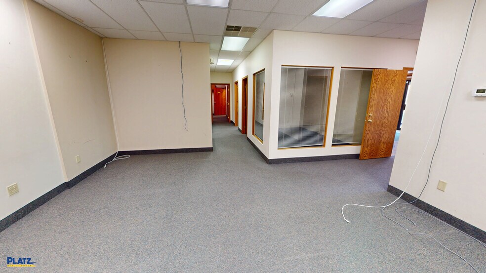 More Photos Of 54 Westchester Dr, Youngstown Unknown For Lease