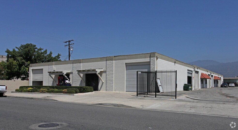 More Photos Of 15225-15237 Nubia St, Baldwin Park Warehouse For Lease
