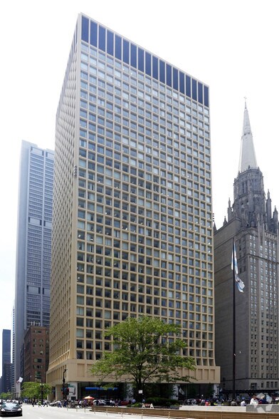 More Photos Of 69 W Washington St, Chicago Office For Lease