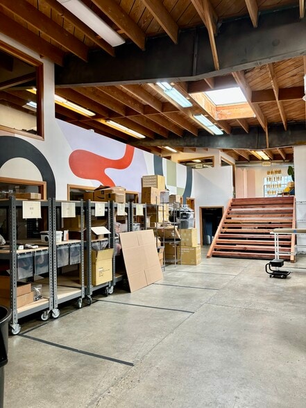 More Photos Of 2228 Barry Ave, Los Angeles Warehouse For Lease